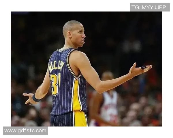 雷吉米勒称赞小卡生涯成就辉煌两次FMVP与75大球员荣誉并存